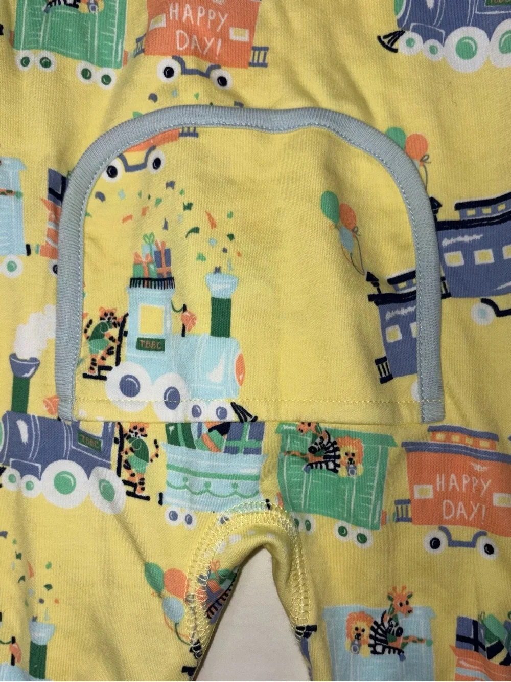 The Beaufort Bonnet Co yellow sleeper with birthday train sz 12-18 months NWOT